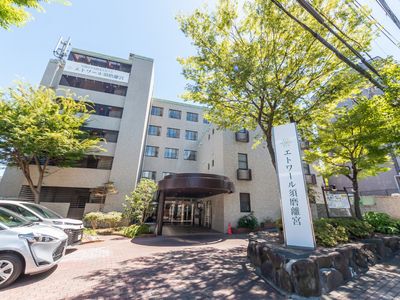 エントランスと看板
