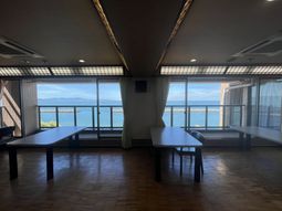 海の見えるラウンジ
