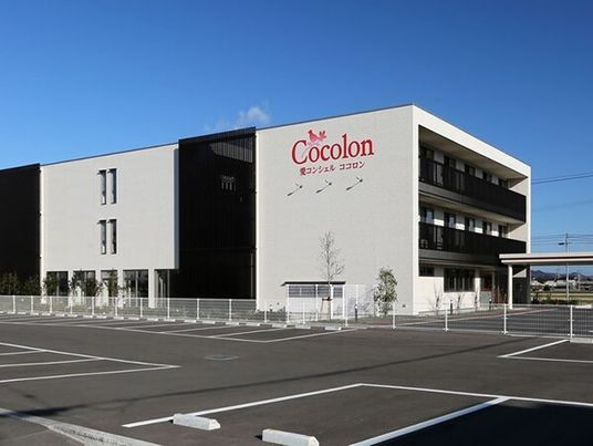 清潔感のある建物の外観