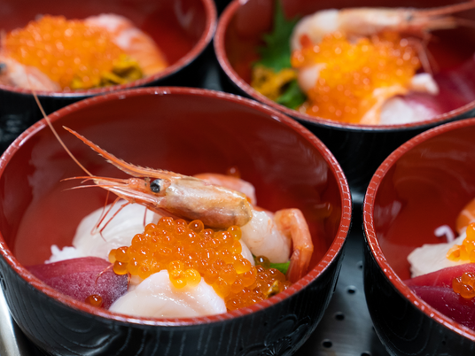 新鮮な海鮮の料理