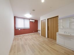 明るい居室の空間