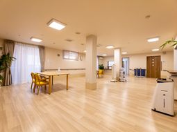 明るいダイニングルーム