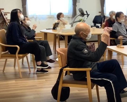 リハビリ支援している様子