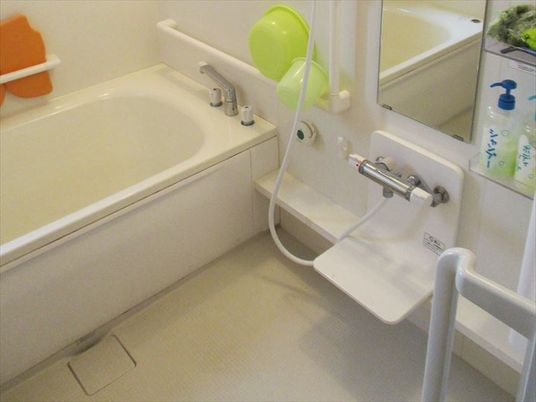 快適な介護環境の洗面所