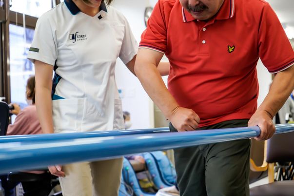 機能訓練室での訓練