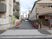 清潔感のある建物エントランス