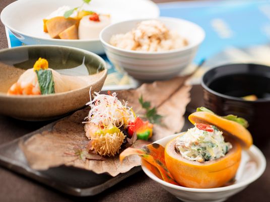 彩り豊かな食事提供