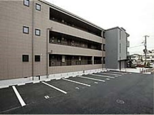 清潔感のある建物外観