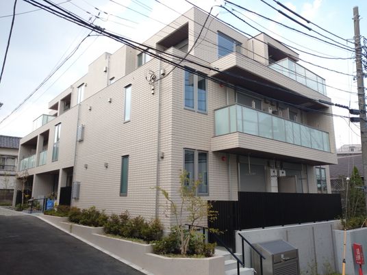 清潔感ある施設外観