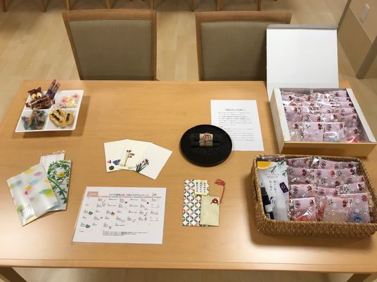 活動支援物の用意風景