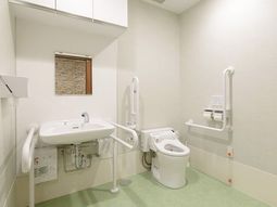 バリアフリートイレ