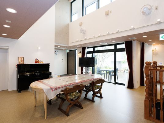 共有スペースとピアノ