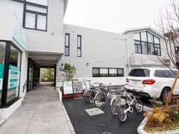 清潔感のある施設の外観