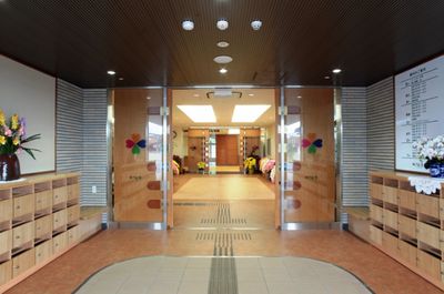 温かみのあるエントランス