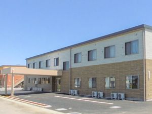 建物正面の外観  