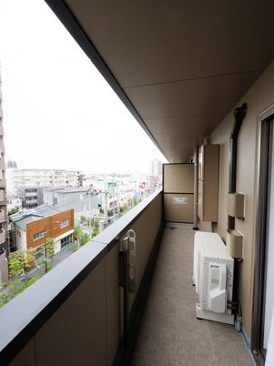 広々としたバルコニー