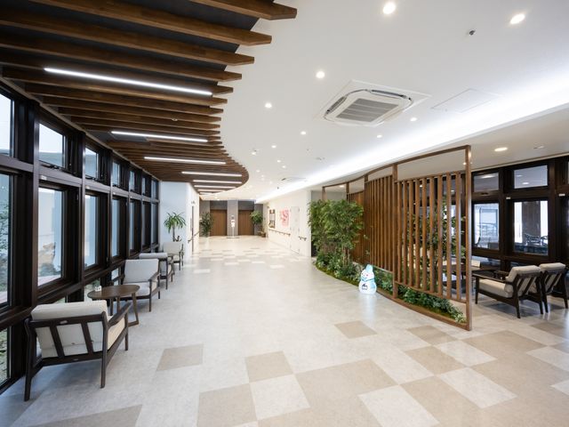 開放感ある廊下