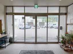 ゆったりとしたエントランス