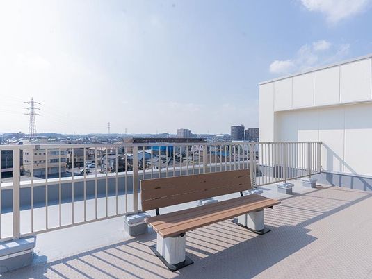 広々とした屋上テラス