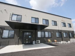 モダンな建物の外観