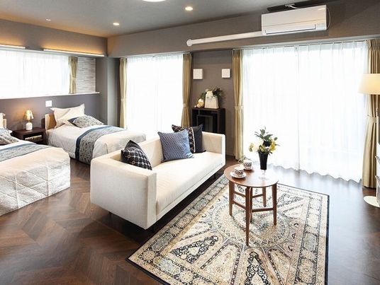 快適な洋室の居住空間