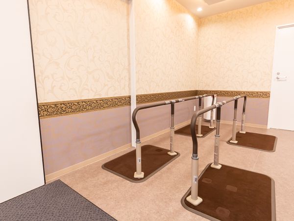 機能訓練用のバー設備