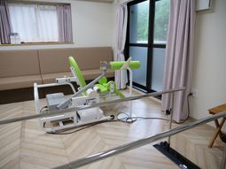 訓練用機器のある部屋