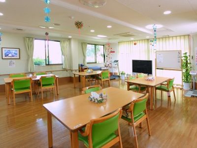 明るい多目的スペース