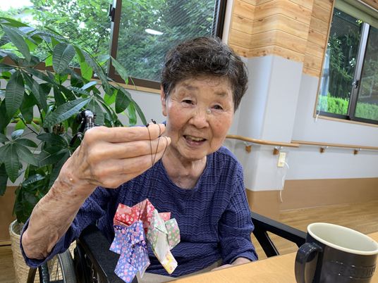 女性と活動の様子