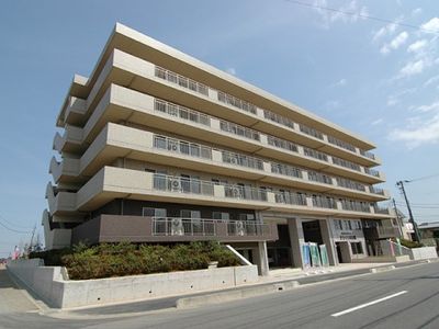 快適な職場予感の建物外観