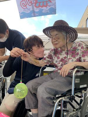 楽しい時間を過ごす様子