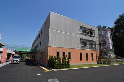 広々とした外観