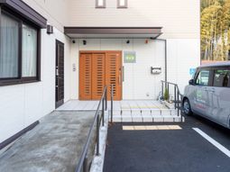利用者用エントランス
