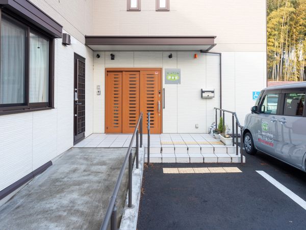利用者用エントランス