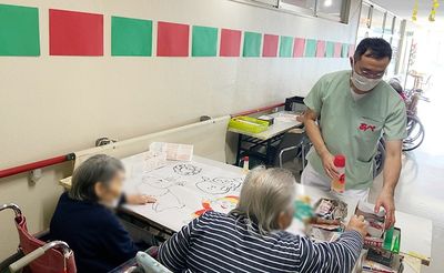 和やかな交流の場