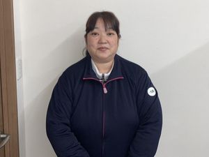 スタッフの笑顔のポートレート