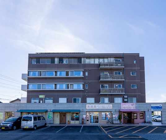 多階層建物の外観