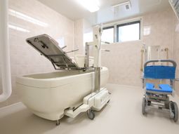 清潔な浴室設備