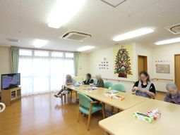 活動中のダイニングルーム