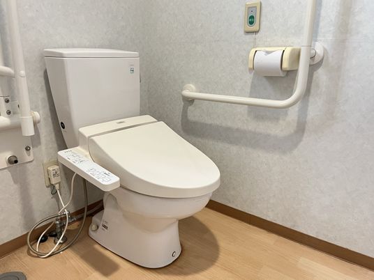 バリアフリートイレ