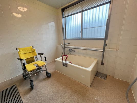 バリアフリーの浴室