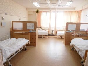 明るい居室  