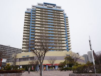 高層ビルの外観