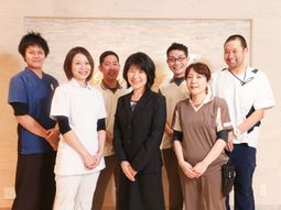 スタッフ集合写真