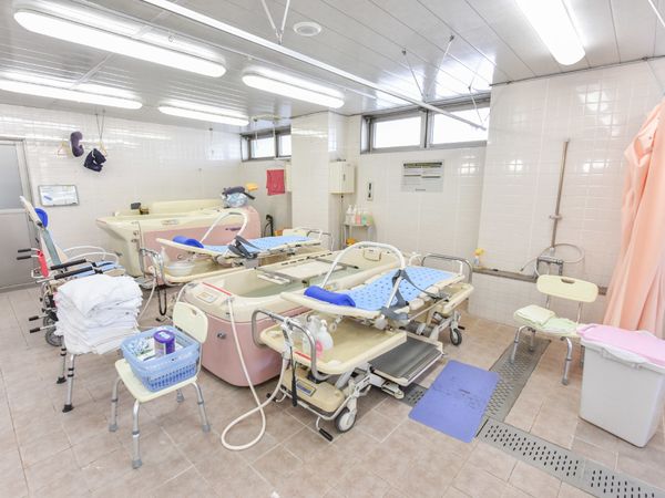 清潔な浴室設備