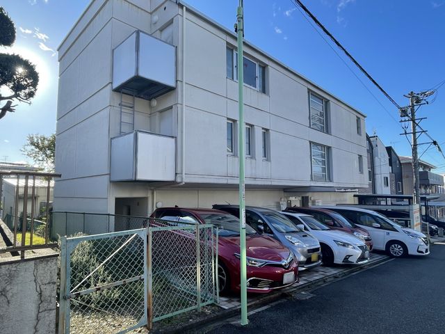 整備された施設の外観