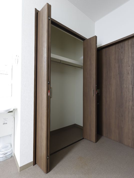実用的な折りたたみ棚