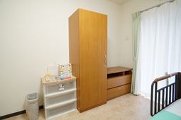 清潔感ある居室の一角
