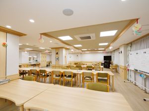 和やかな食堂の光景