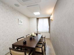 落ち着いたダイニングスペース